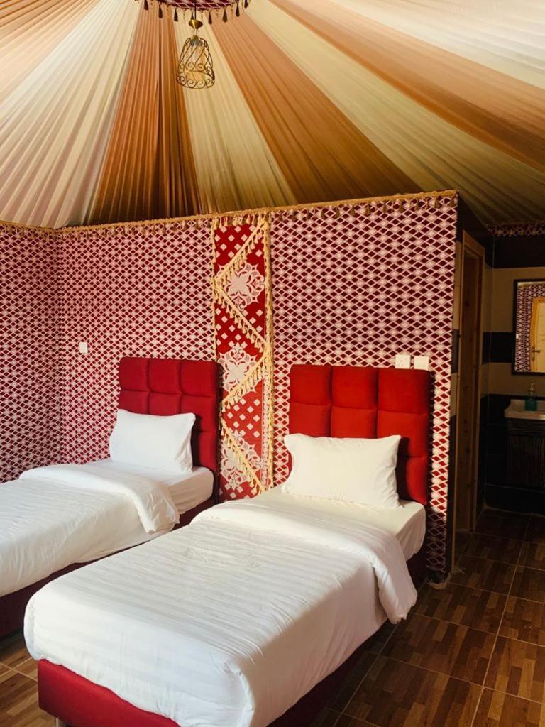 Maraheb Luxury Camp Hotel Wadi Rum Exterior photo