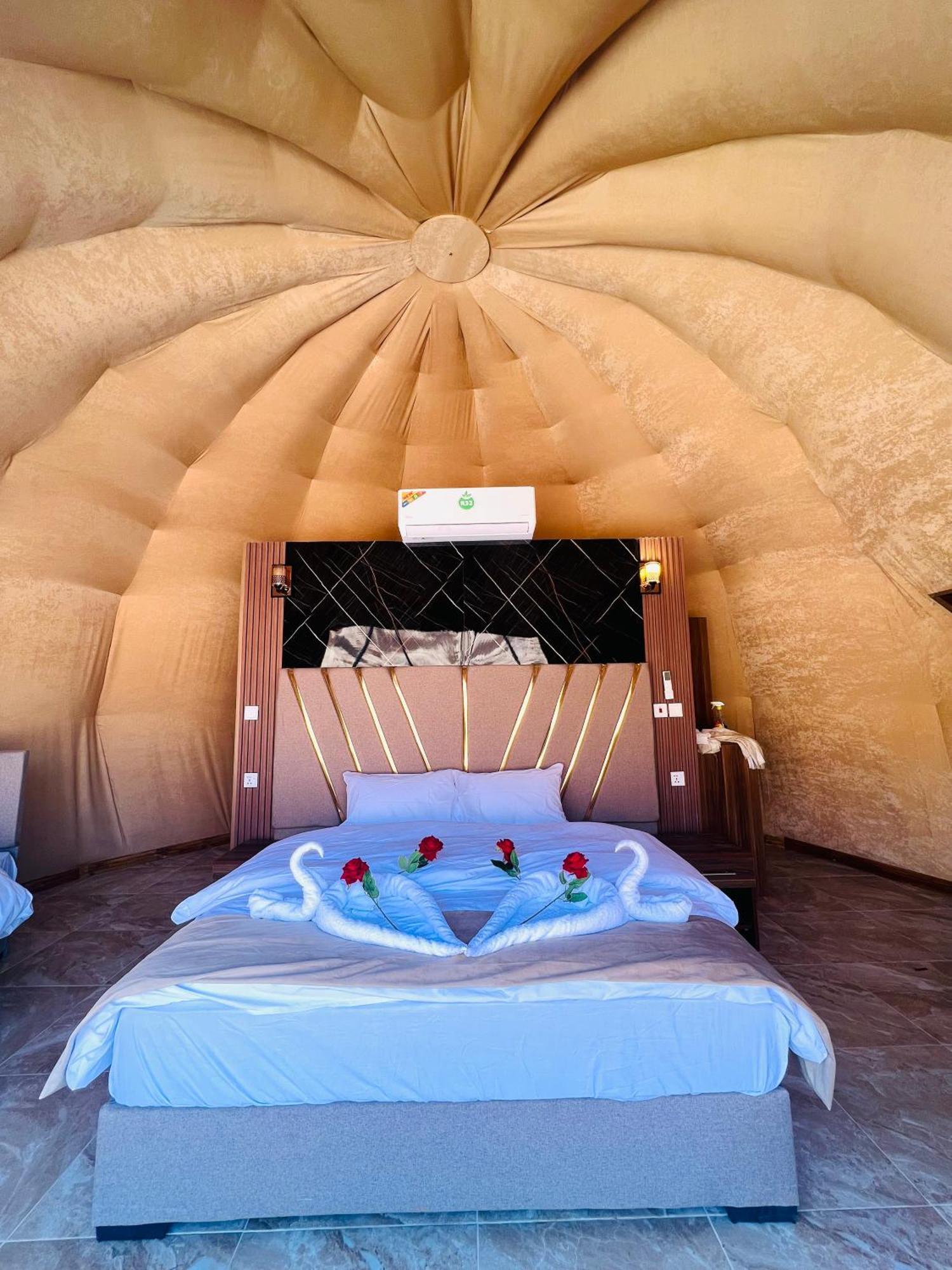 Maraheb Luxury Camp Hotel Wadi Rum Exterior photo